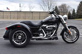 Royal purple specifies their mc specific maxcycle 10/30w motor oil for the sportster/buell's shared primary/transmission's application. New Harley Davidson Motorcycles In Stock Heritage Harley Davidson