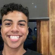 Isabelle Witt's Instagram, Twitter & Facebook