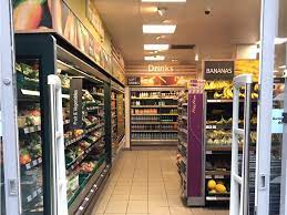 We Compared Grocery Shopping At Stores In The Us And The Uk And It Was Shockingly Clear Which Country Does It Better Grocery Shop This Is Us Supermarket