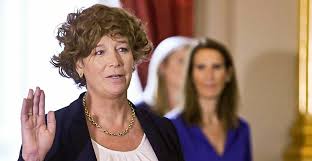 Membre du parti groen!, petra de sutter a fait son entrée dans le gouvernement de croo. Petra De Sutter