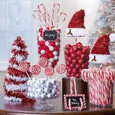 They are usually rectangular in shape and are perfect for forming flower petals. Festive Christmas Party Decorations You Need