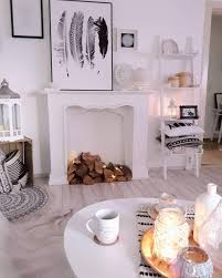 Soft Ethno Marokko Flair Fur Die Wohnung Lebensfreude Muster Und Gemutlichkeit So Geht Der Herbsttrend Kamin Regale Kamin Dekor Wohnzimmer Inspiration