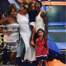 According to forbes.com, nick cannon net worth is estimated to be around $50,000,000. Nick Cannon S Dad Lashes Out At Mariah Carey Nuptials To Billionaire James Packer Daily Mail Online