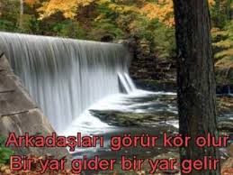 Ahmet kaya dağlar bize düz olur lo yar gelmezse ne olur bir yar gider bin yar gelir düşmanlar görür kör olur hadi sen git işine de herkes kendi işine dağlarımda. Ahmet Kaya Herkes Kendi Isine Melodisi Tubazy Mp3 Indir Mobil Indir