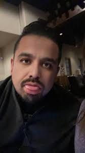 The dude with 5 fake accounts posting about Dans sitting in his mom's  basement like….: