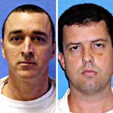 Huntsville escapees took guns from prison guards