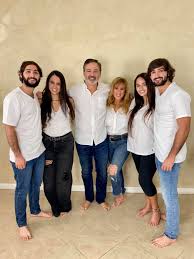 Последние твиты от jazz jennings (@jazzjennings__). Jazz Jennings One Big Happy Family Facebook