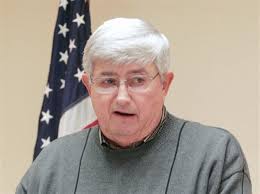 Student, 21, seeks to defeat mayor in Waterville