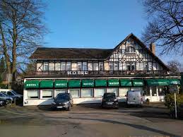 Hervorragende lage — bewertet mit 9,2/10! Hotel Restaurant Schweizerhaus Bewertungen Fotos Preisvergleich Lubeck Tripadvisor
