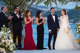 Demet özdemir ve kaan yıldırımın eski eşi bir araya geldiler! Kaan Yildirim Kac Yasinda Bosandigi Eski Esi Ezgi Eyuboglu Kimdir Internet Haber