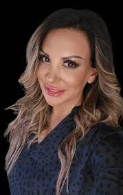 Hi, there! I'm Dr. Jamie Leon, DC! At DaVinci Body & Beauty, we strive to  help people look and feel their absolute best! From chiropractic  adjustments and massages, to permanent makeup and Body ...