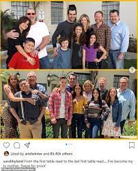 Sarah Hyland Shares Modern Family Cast Photo From Final Table Read In 2021 Modern Family Funny Modern Family Quotes Modern Family