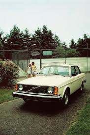 The volvo group is a swedish multinational manufacturing corporation headquartered in gothenburg. Volvo 242 Dl Usa Volvo Cars Global Media Newsroom