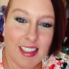 The conure babies are growing up!! We decided to give them a bigger cage to  play! Conures LOVE toys and different perches!