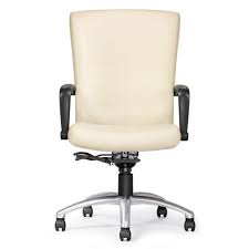 Allseating Dax Highback Conference Chair Dax Comes To Any Conference Room With High Qualifications Smart Design Su Conference Chairs Chair Office Furnishing