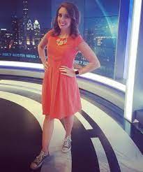 Love my husband, my dogs, and pizza. Chelsea Andrews Pa Twitter I M Here To Talk Weather And Wear Comfy Shoes But I M Only Allowed To Do One Of Those On Air Guess Which One Sensible Converse Tomboy Glammedup Ootd Bts