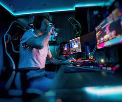 The gamer manhwa, read the latest chapters of the gamer manhwa online free in english with high quality. Streamers And Gamers From The Arab World To Follow