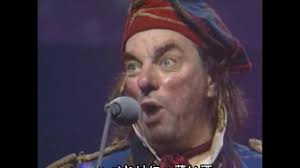 Les Misérables " Master of the House " Thénardier & Madame Thénardier