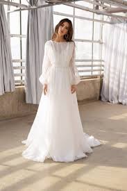 Boho Wedding Gown Long Sleeves Wedding Dress Organza Bridal Gown With Train Skirt Bohemian Wedding In 2020 Organza Bridal Wedding Dress Organza Boho Wedding Gown
