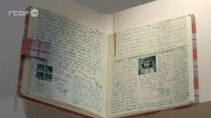 L'adolescence d'anne frank se résume à la cachette où s'est réfugiée, à amsterdam, sa famille allemande fuyant la gestapo. Le Journal D Anne Frank Adapte En Bande Dessinee