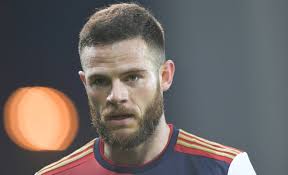 Nahitan michel nández acosta (born 28 december 1995) is a uruguayan professional footballer who plays as a midfielder for serie a club cagliari and the uruguay national team. Calciomercato Inter Fatta Per Il Nuovo Esterno Doppio Scambio Clamoroso