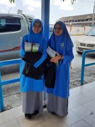 Последние твиты от baju kurung cotton raya(@bluemingpetals). My Small World Pengawas Sekolah Menengah Kebangsaan