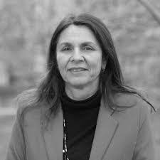 Pamela Reyes's Instagram, Twitter & Facebook