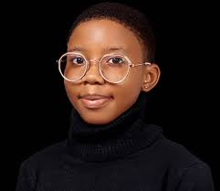 Writing is an effective mode of communication, whether in digital or  conventional mediums. Consider the following situation in which you are set  to deliver a presentation without first preparing your key points