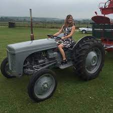 Car sos stars fuzz townshend as mechanic and tim shaw as himself. 370 Sos Ideas Tractors Old Tractors Vintage Tractors