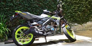 Modif vixion touring, modif vixion turing metalik dope, modif vixion visor, modifikasi new vixion advance full fairing lightning velg. Vixion Modif Tampil Keren Tetap Nyaman Boncenger Keluarga Otosia Com