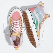 Sk8 Hi Mte 2 0 Dx Shop Classic Shoes At Vans In 2020 Classic Shoes Hype Shoes Vans Shoes