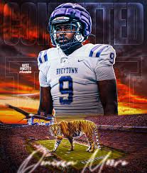 BREAKING: Four-Star DL Donivan Moore has Committed to Auburn, he tells me for @Rivals.IG The 6'4 270 DL chose the Tigers over Alabama, Ole Miss, Texas, Ohio State, and LSU He's the
