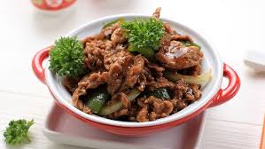 Berikut merupakan resep daging sapi lada hitam (black pepper beef) ala restoran, rasanya enak & lezat banget. Resep Sapi Lada Hitam Bumbu Pronas Lauk Enak Yang Cuma Butuh 4 Bahan Bukareview