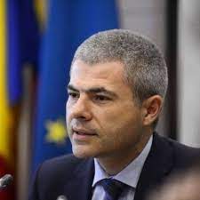 Dacă recunoaşteţi personajul, comentariile vă aparţin.' remus vulpescu, avocat şi lichidator judiciar a fost numit şef al privatizărilor din românia pe 15 mai de către ministrul. Remus Vulpescu Ana Sayfa Facebook