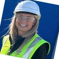 Kelsey Hare's Instagram, Twitter & Facebook