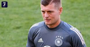 Anders als für kroos geht es für mesut özil in der nationalelf nicht weiter. Toni Kroos Ready For The Dfb Team Before The European Football Championship After Corona Archysport