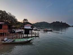 Pulau pangkor adalah sebuah pulau yang cantik dan menjadi pilihan pelancong untuk. Panduan Bercuti Di Pulau Pangkor Percutian Bajet