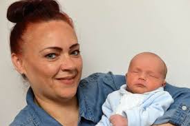 Baby joy for Sunderland sisters who gave birth within minutes of each other