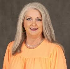 Debra Gholson's Instagram, Twitter & Facebook