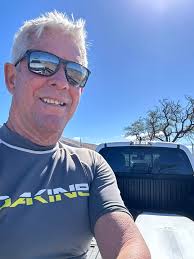 My head is a little crooked, but it felt good to paddle out for a few  waves. I traded my 9'1” carbon for 9'2 carbon, a little thicker worked  great. We both