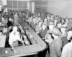 The Six O Clock Swill Was An Hour Of Drunken Anarchy London Hotels Melbourne Melbourne Victoria