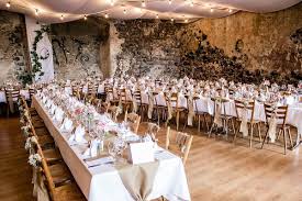 Eine Vintage Hochzeit Auf Dem Schloss Burkheim Vintage Hochzeit Hochzeit Hochzeitsplanerin