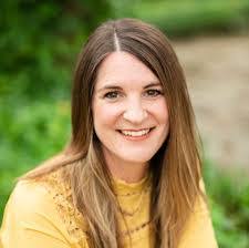 Ayesha Lawrence's Instagram, Twitter & Facebook