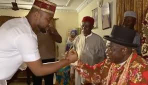 Taking to instagram to share the good news about his engagement, the. Alex Ekubo Becomes Chief And Is Advised To Marry