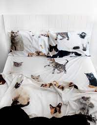 4.5 out of 5 stars 225. 20 Adorable Fashion Items For Anyone Who S Obsessed With Cats Bed Sheet Sets Queen Bed Sheets Cat Theme