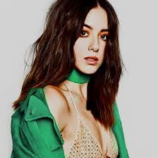 Danielle Marlowe's Instagram, Twitter & Facebook