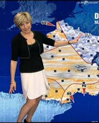 Puis, elle présente à nouveau une émission de consommation c'est bon à savoir jusqu'en 1991. Tf1 Evelyne Dheliat Refuse Les Diktats De Miss Meteo Son Titre A Elle C Est Dame Meteo Purepeople