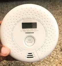 When a dangerous level of carbon monoxide will detect the red led will. X Sense Sc01 10 Year Battery Smoke And Carbon Monoxide Detector With Display And Alarm Review The Gadgeteer
