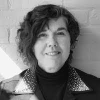 Kim Logue's Instagram, Twitter & Facebook