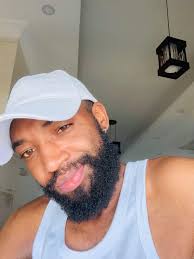 Estimado(a) Cliente, Informamos que, devido a uma intervenção técnica, os  nossos serviços de Internet Banking e transacções com cartões na rede  multicaixa estão temporariamente indisponíveis. Lamentamos qualquer  inconveniente e agradecemos a sua